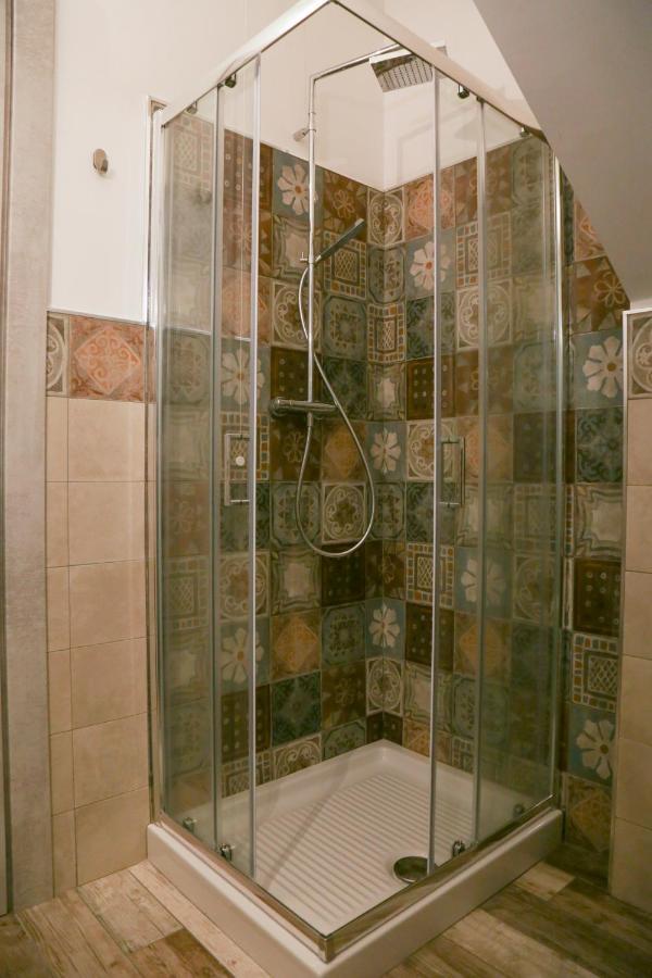 B&B Interno Sg 拉奎拉 外观 照片