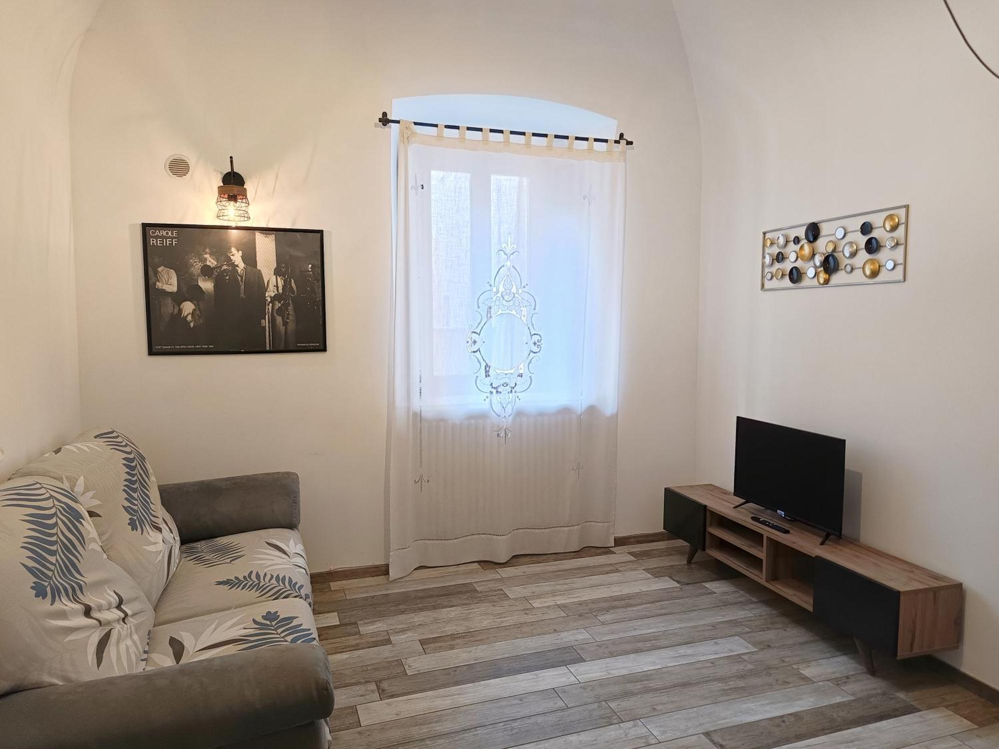 B&B Interno Sg 拉奎拉 外观 照片